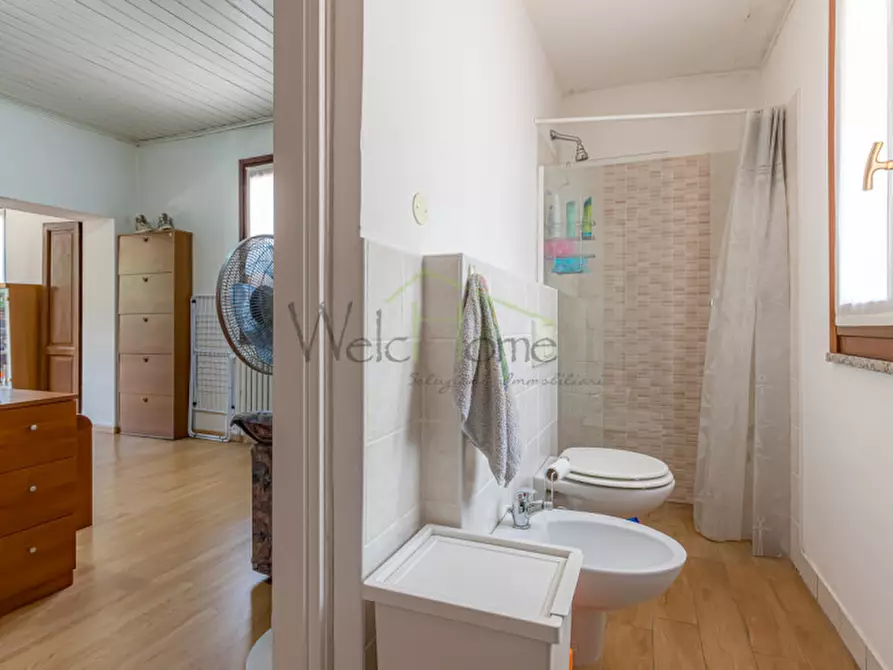 Immagine 9 di Appartamento in vendita  in Via Roma a Albese Con Cassano