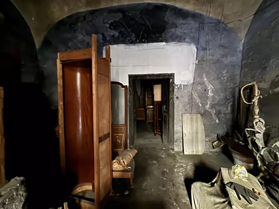 Immagine 2 di Negozio in vendita  in via xx settembre a Torre Del Greco