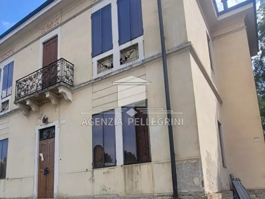 Immagine 4 di Villa in vendita  in VICENZA VIALE RISORGIMENTO a Vicenza