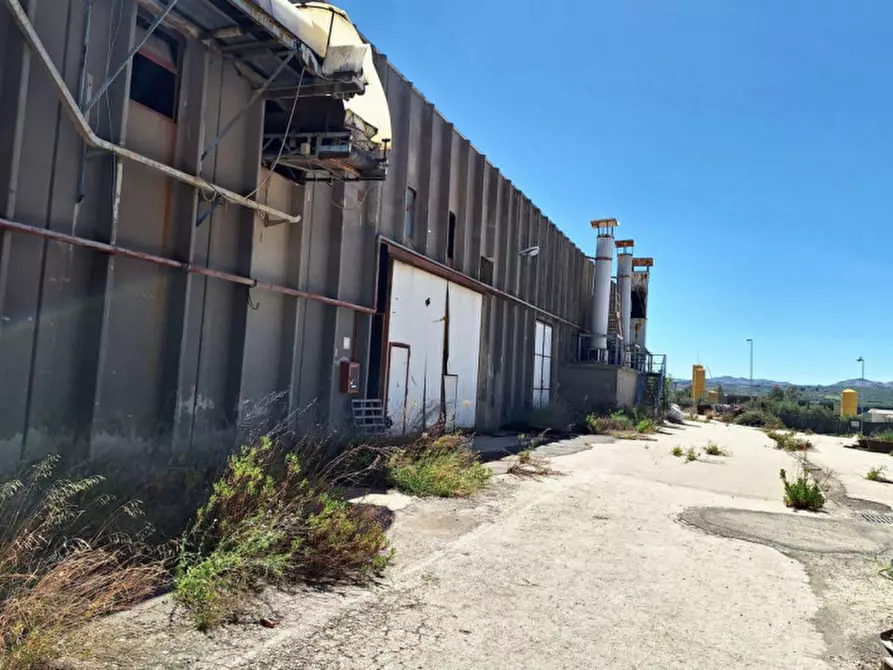 Immagine 7 di Posto auto in vendita  in Via Nazionale, N. 21 a Pieve Di Teco