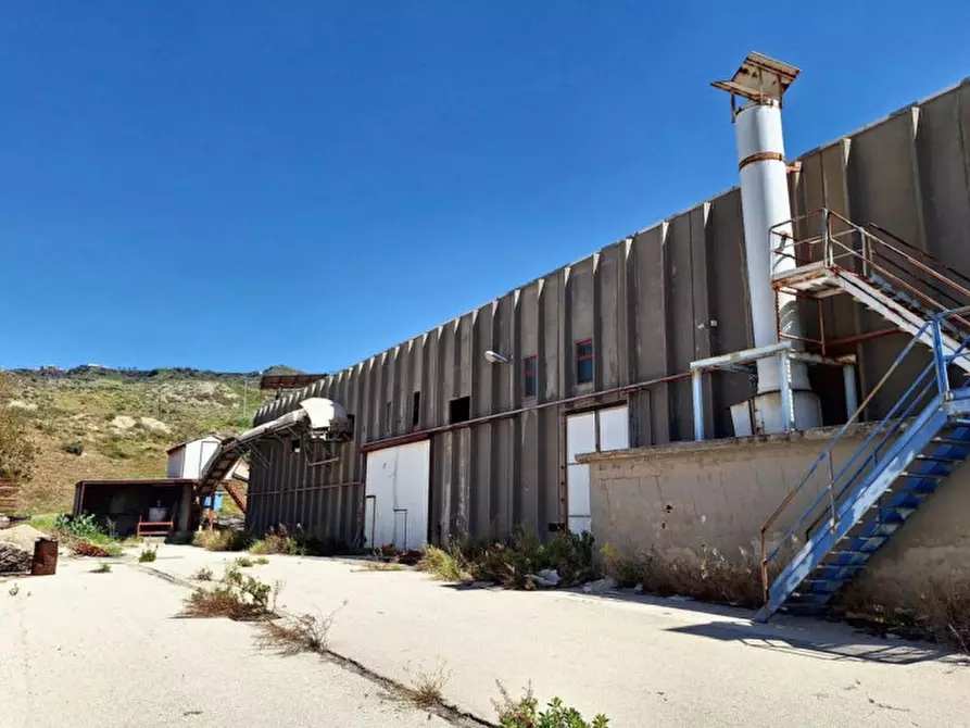 Immagine 8 di Posto auto in vendita  in Via Nazionale, N. 21 a Pieve Di Teco