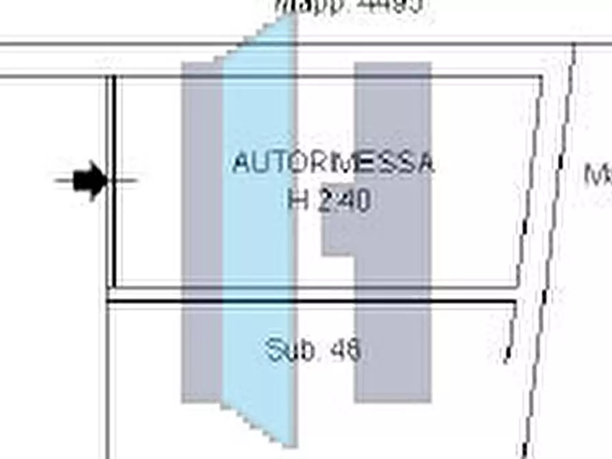 Immagine 4 di Garage in vendita  in Via loreto a Bergamo