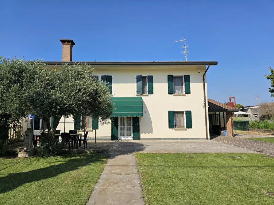 Immagine 18 di Casa indipendente in vendita  in VIA OPPI a Borgo Veneto