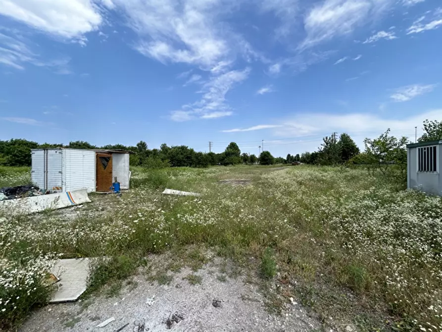 Immagine 9 di Terreno in vendita  a Orzinuovi