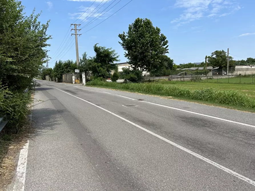 Immagine 15 di Terreno in vendita  a Orzinuovi