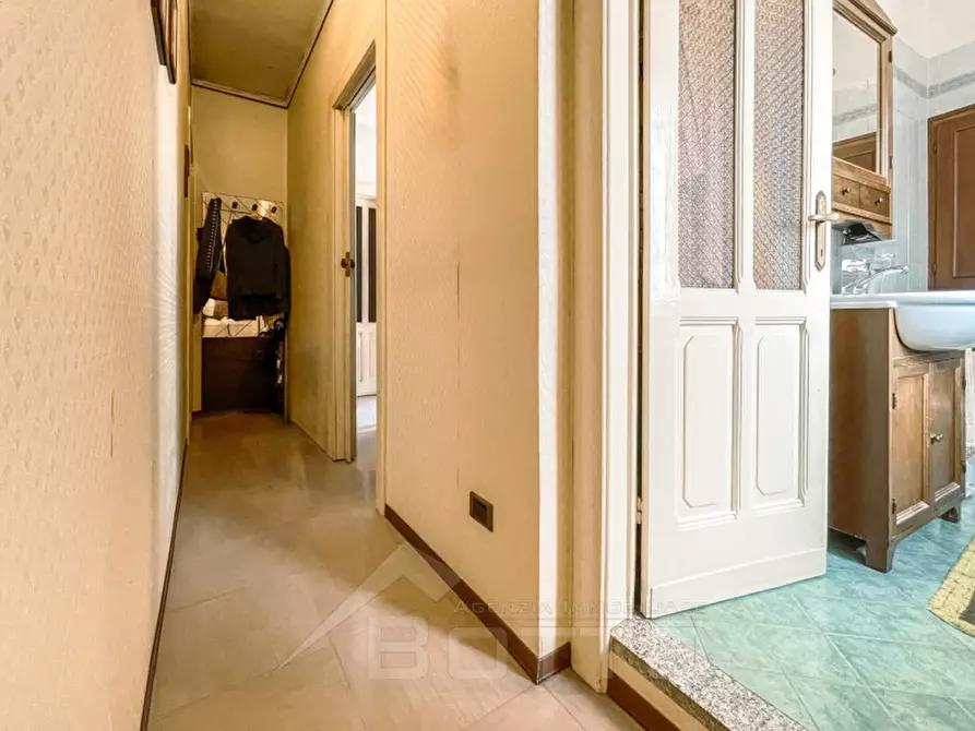 Immagine 12 di Palazzo in vendita  in via 4 novembre  34 a Omegna