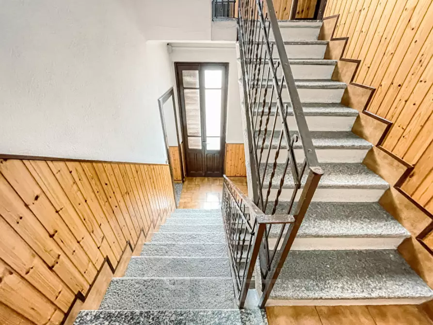 Immagine 24 di Palazzo in vendita  in via 4 novembre  34 a Omegna