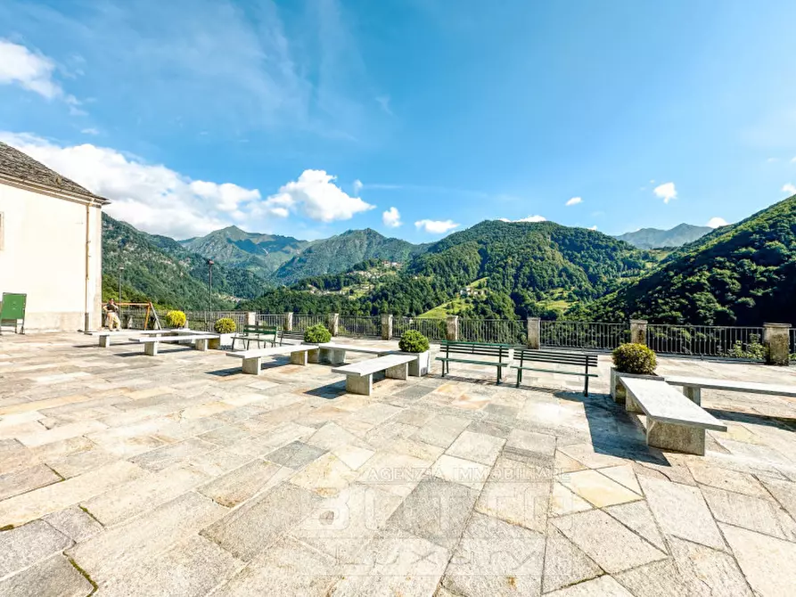 Immagine 11 di Appartamento in vendita  in Località Centro a Cervatto