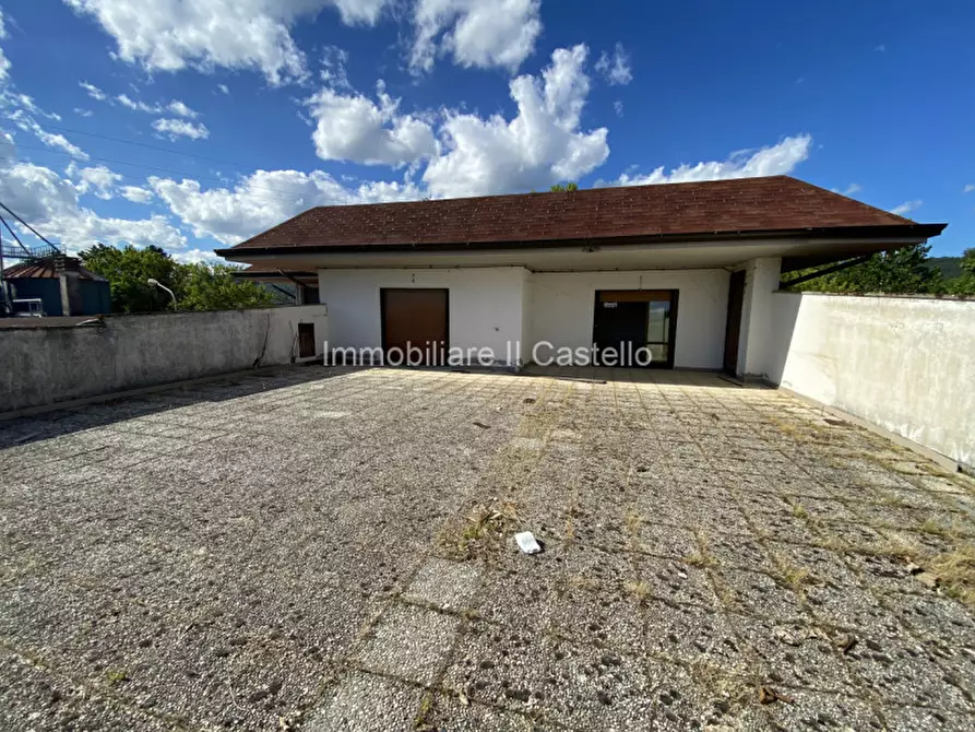 Immagine 25 di Capannone industriale in vendita  in Via Giacomo Brodolini a Passignano Sul Trasimeno