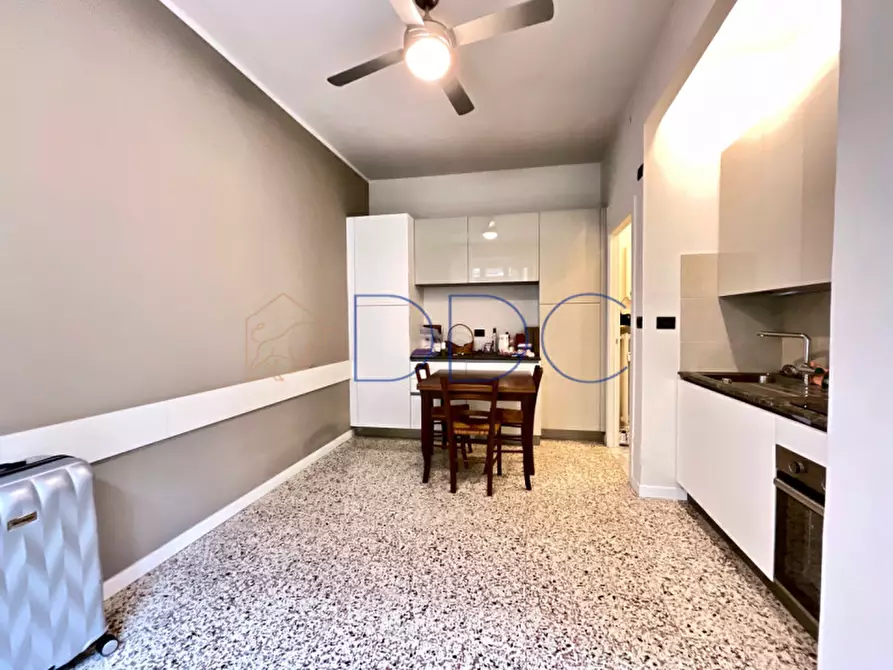 Immagine 2 di Appartamento in affitto  in Via Napione 33 a Torino