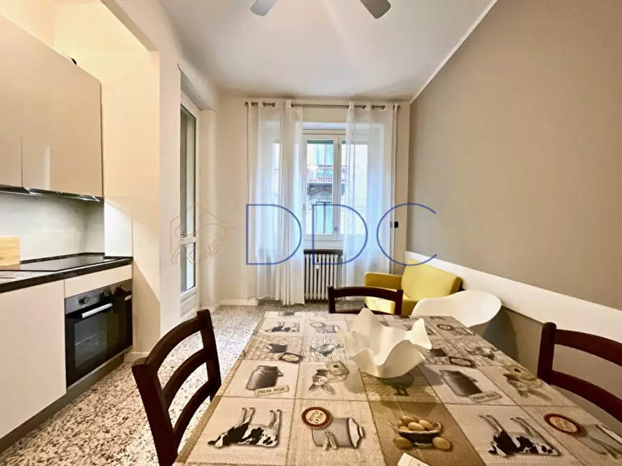 Immagine 2 di Appartamento in affitto  in Via Napione 33 a Torino