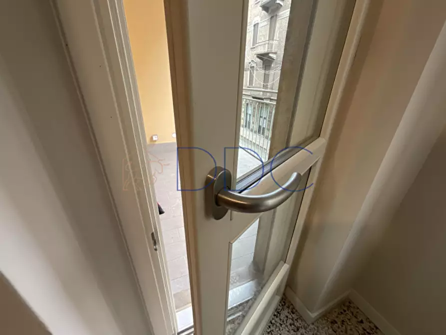 Immagine 6 di Appartamento in affitto  in Via Napione 33 a Torino