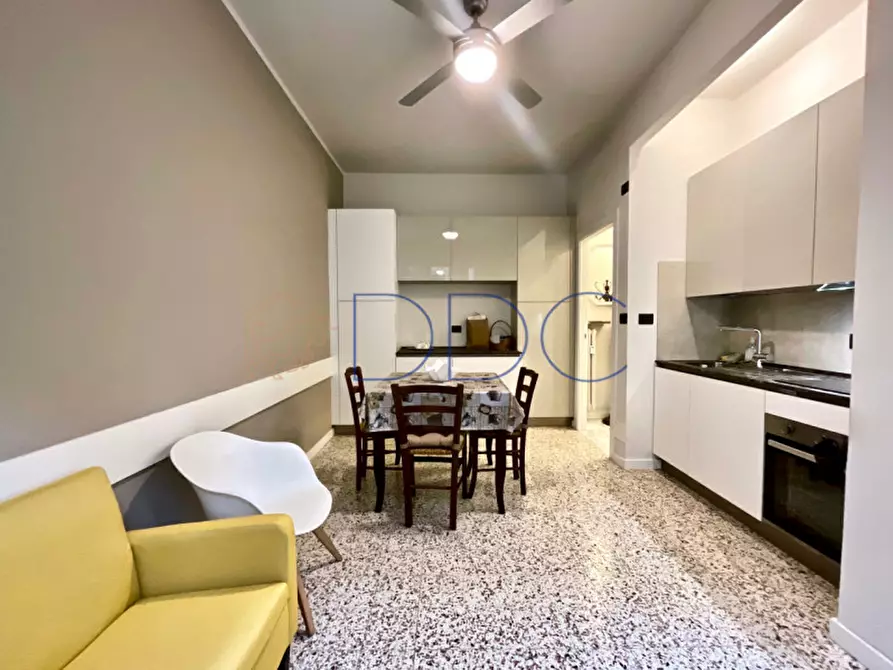 Immagine 9 di Appartamento in affitto  in Via Napione 33 a Torino