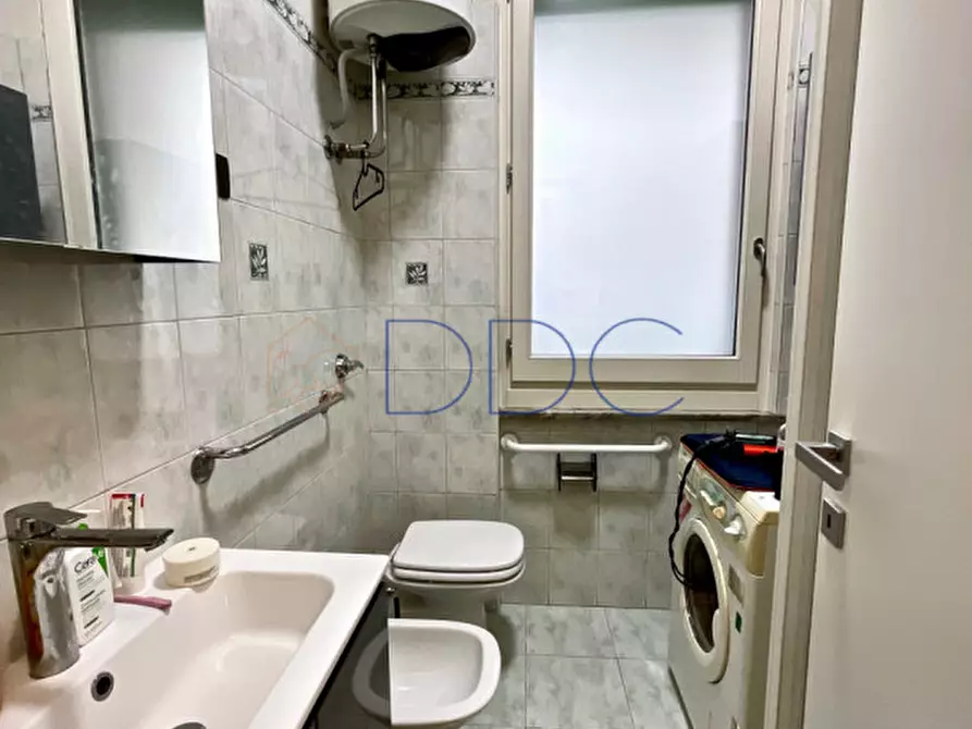 Immagine 12 di Appartamento in affitto  in Via Napione 33 a Torino