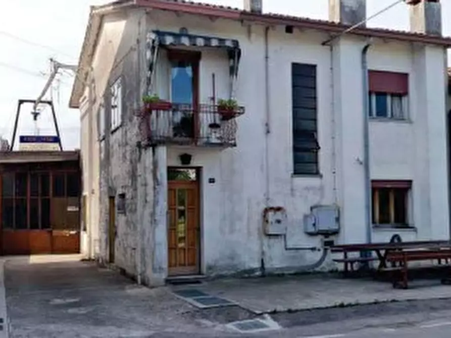 Immagine 1 di Villetta a schiera in vendita  in Via Caboto, 66 a Castelfranco Veneto