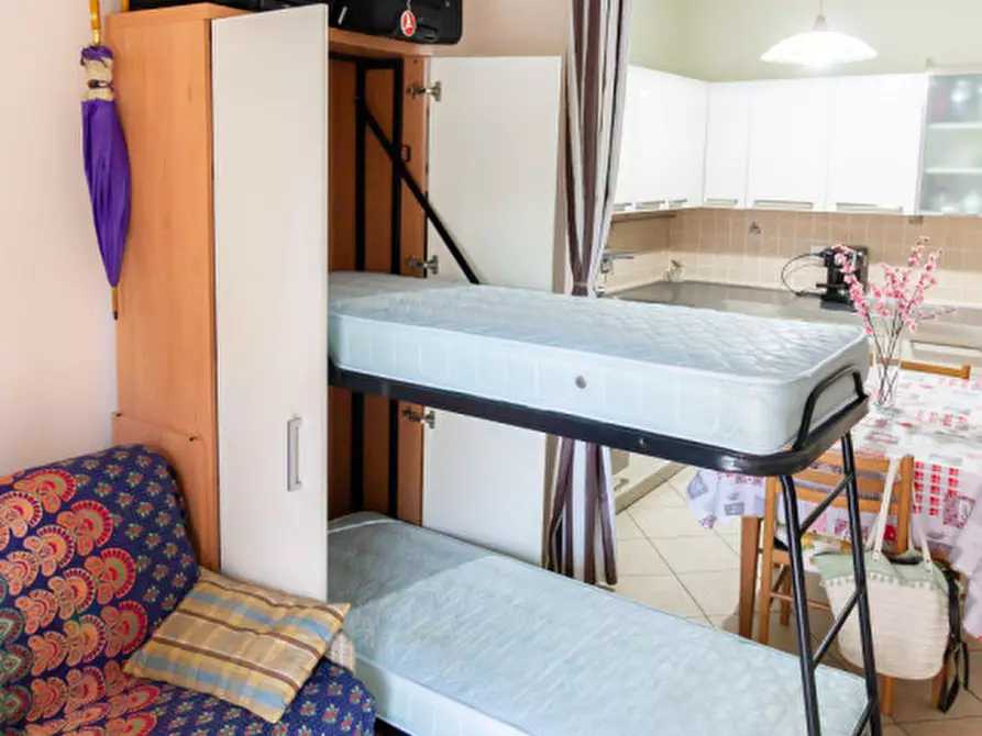 Immagine 8 di Appartamento in vendita  in Via Aurelia Ponente, 93 a Taggia