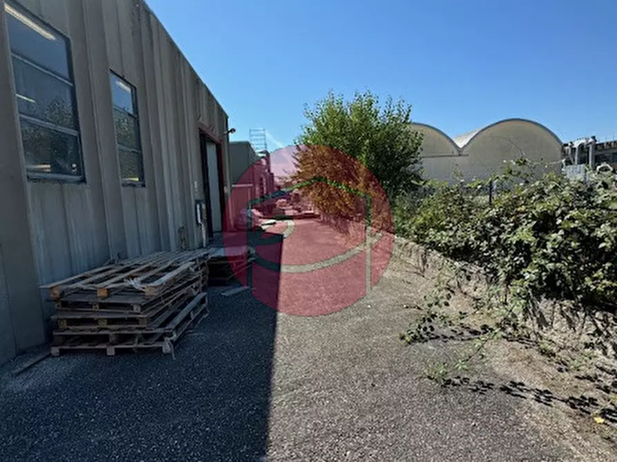 Immagine 5 di Capannone industriale in vendita  a Santarcangelo Di Romagna