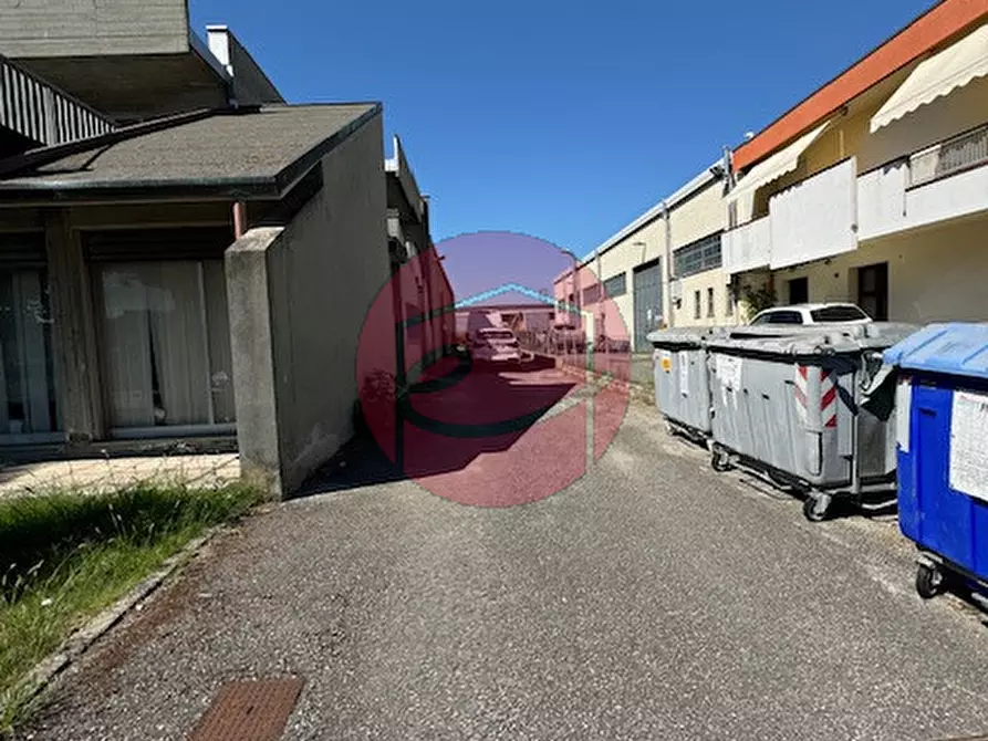 Immagine 7 di Capannone industriale in vendita  a Santarcangelo Di Romagna