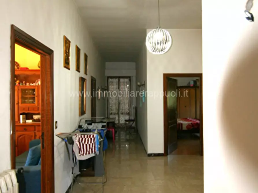 Immagine 4 di Appartamento in vendita  a Sinalunga