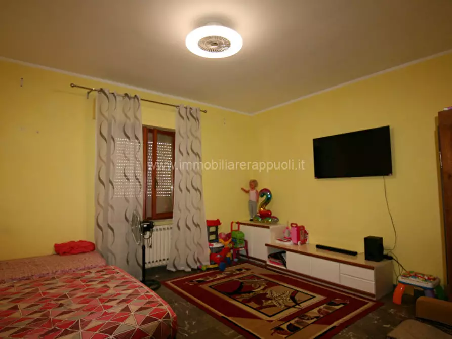 Immagine 10 di Appartamento in vendita  a Sinalunga