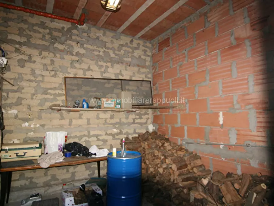 Immagine 13 di Appartamento in vendita  a Sinalunga