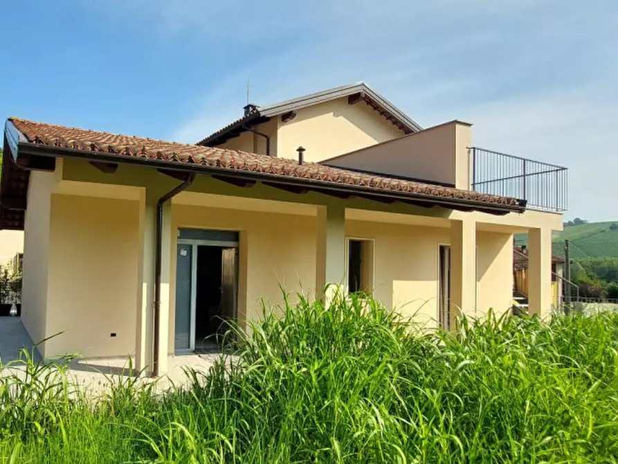 Immagine 12 di Appartamento in vendita  in Località Altavilla a Alba