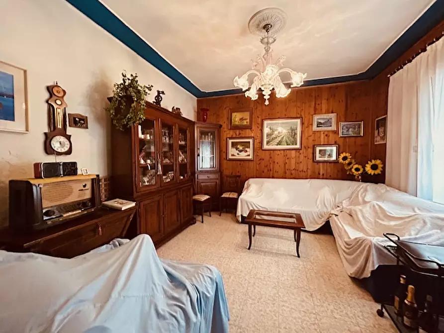 Immagine 9 di Appartamento in vendita  a Castelfranco Veneto