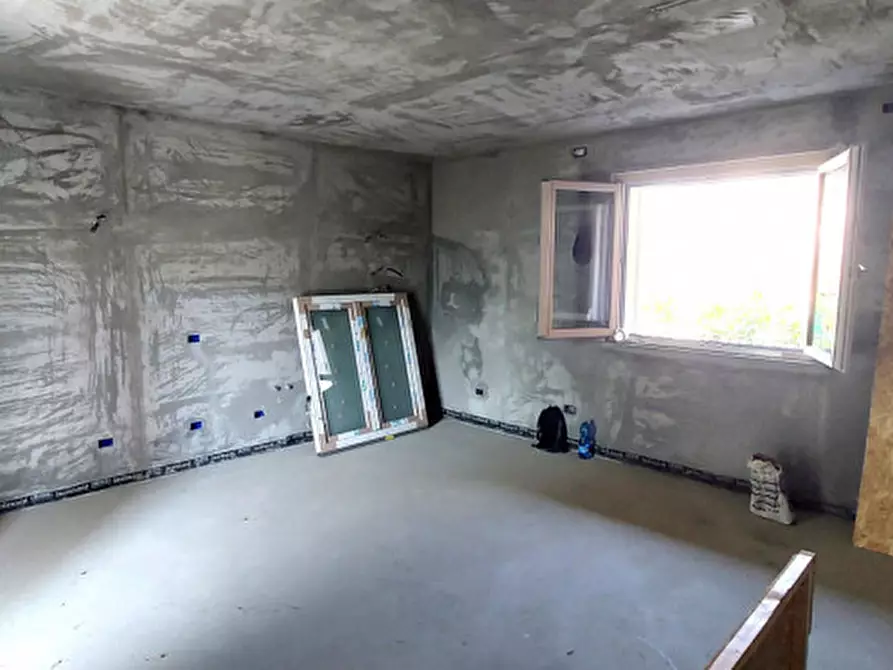 Immagine 5 di Appartamento in vendita  in Località Altavilla a Alba