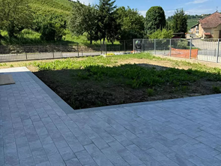 Immagine 4 di Appartamento in vendita  in Località Altavilla a Alba