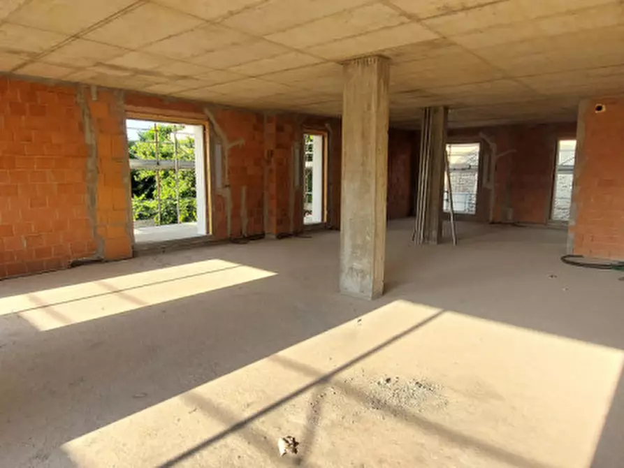 Immagine 6 di Appartamento in vendita  in corso enotria a Alba