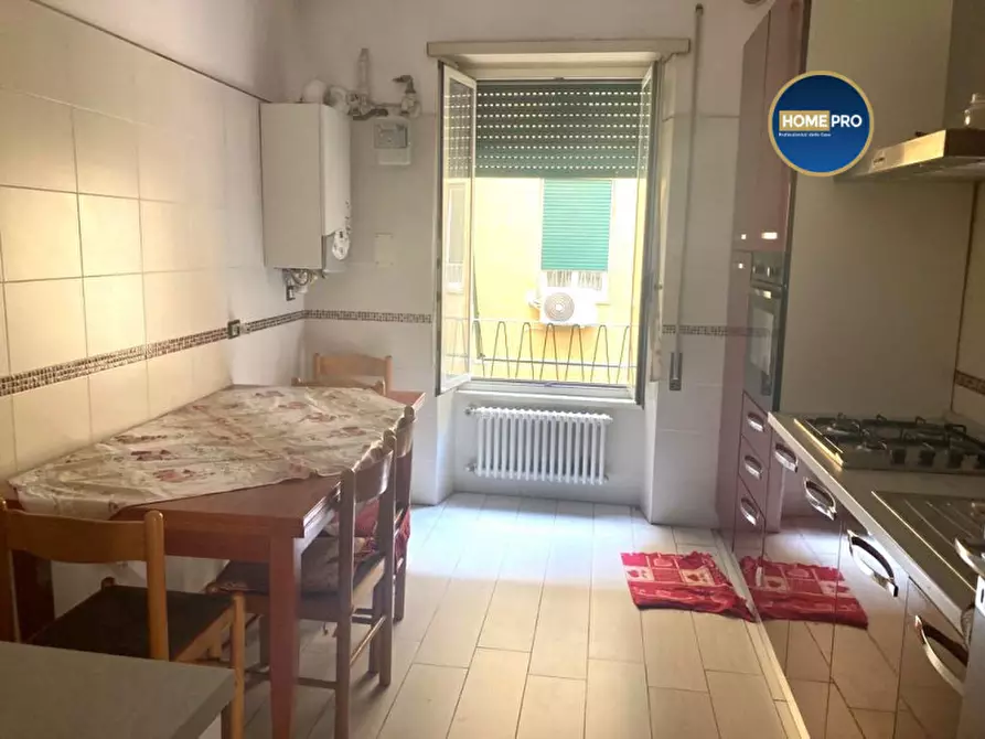 Immagine 5 di Camera in affitto  in Via Tripoli a Roma
