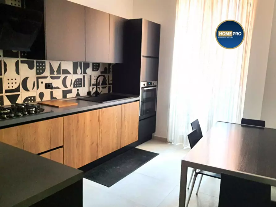 Immagine 6 di Appartamento in affitto  in Piazza Barberini a Roma