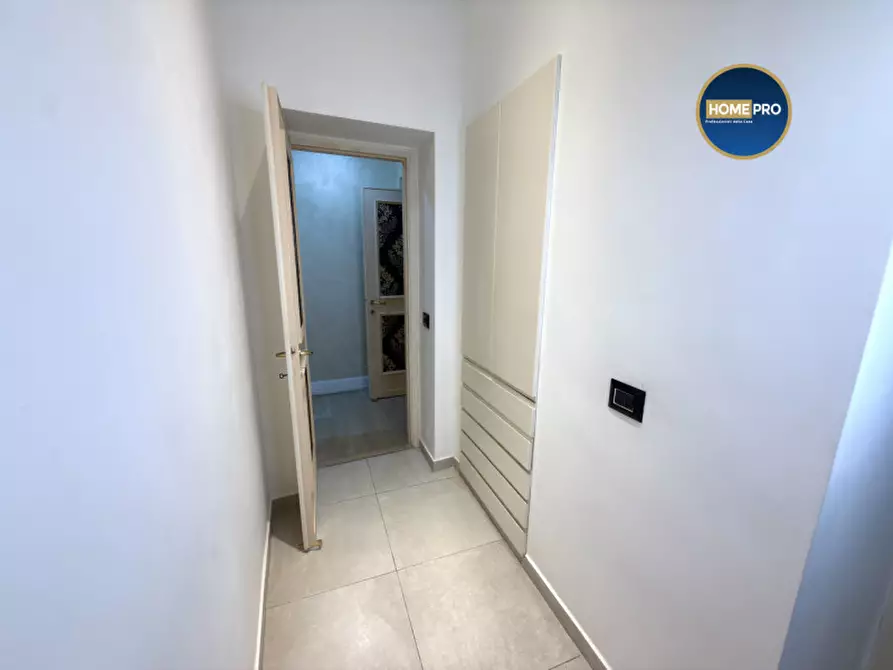 Immagine 12 di Appartamento in affitto  in Piazza Barberini a Roma