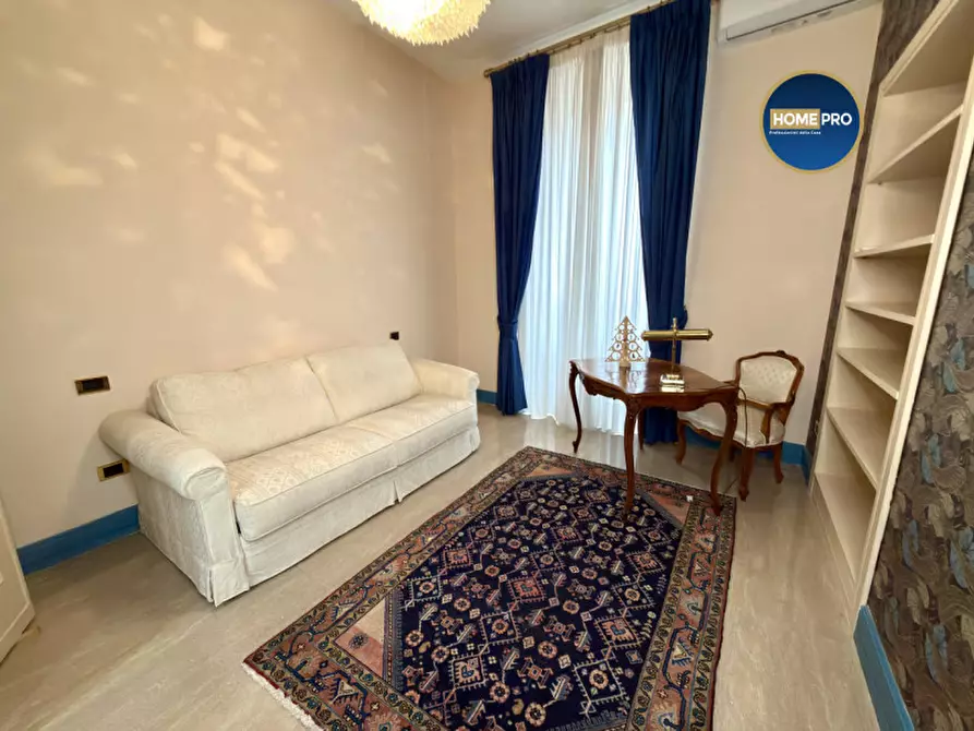 Immagine 21 di Appartamento in affitto  in Piazza Barberini a Roma