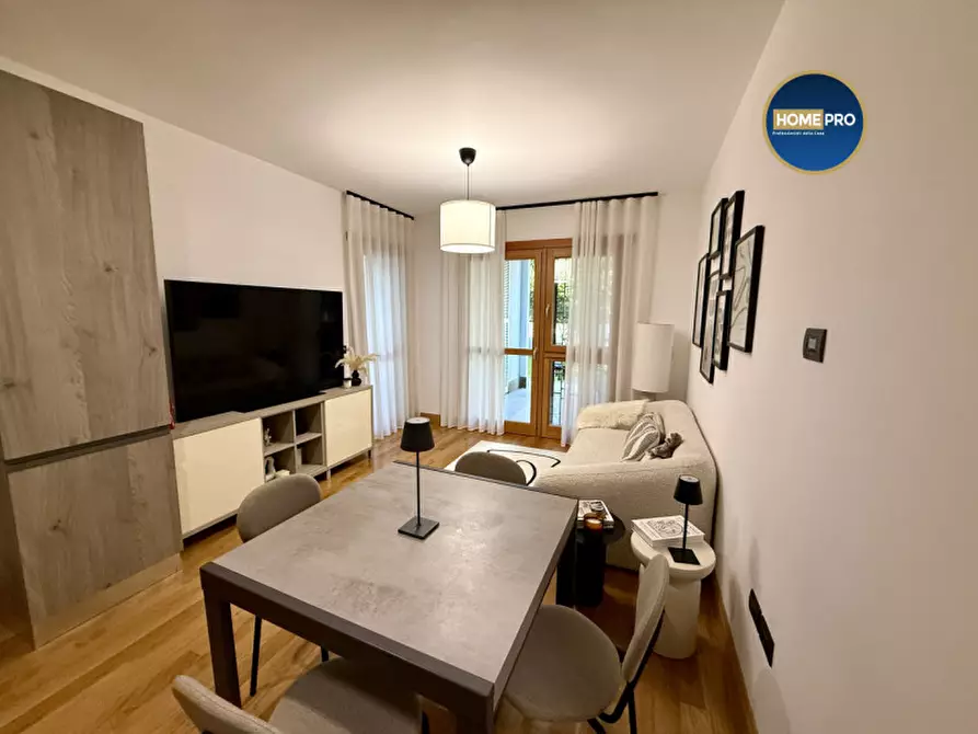 Immagine 3 di Appartamento in affitto  in Via Bogliasco a Roma