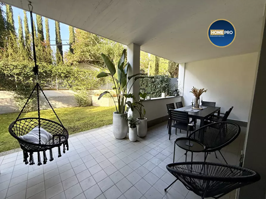 Immagine 12 di Appartamento in affitto  in Via Bogliasco a Roma