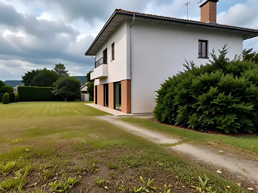 Immagine 2 di Casa indipendente in vendita  in Via Silvio Pellico a Piombino Dese