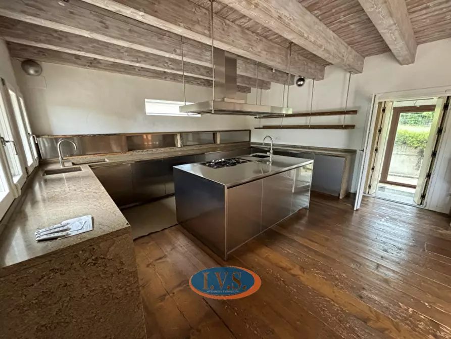 Immagine 4 di Villa in vendita  in VIA GUGLIELMO MARCONI N.54 a Teolo