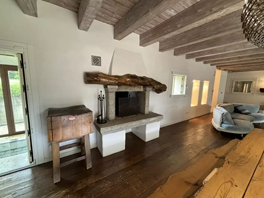 Immagine 10 di Villa in vendita  in VIA GUGLIELMO MARCONI N.54 a Teolo