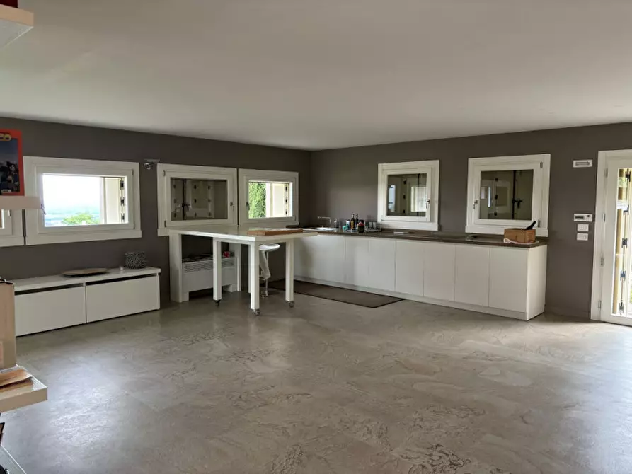 Immagine 13 di Villa in vendita  in VIA GUGLIELMO MARCONI N.54 a Teolo