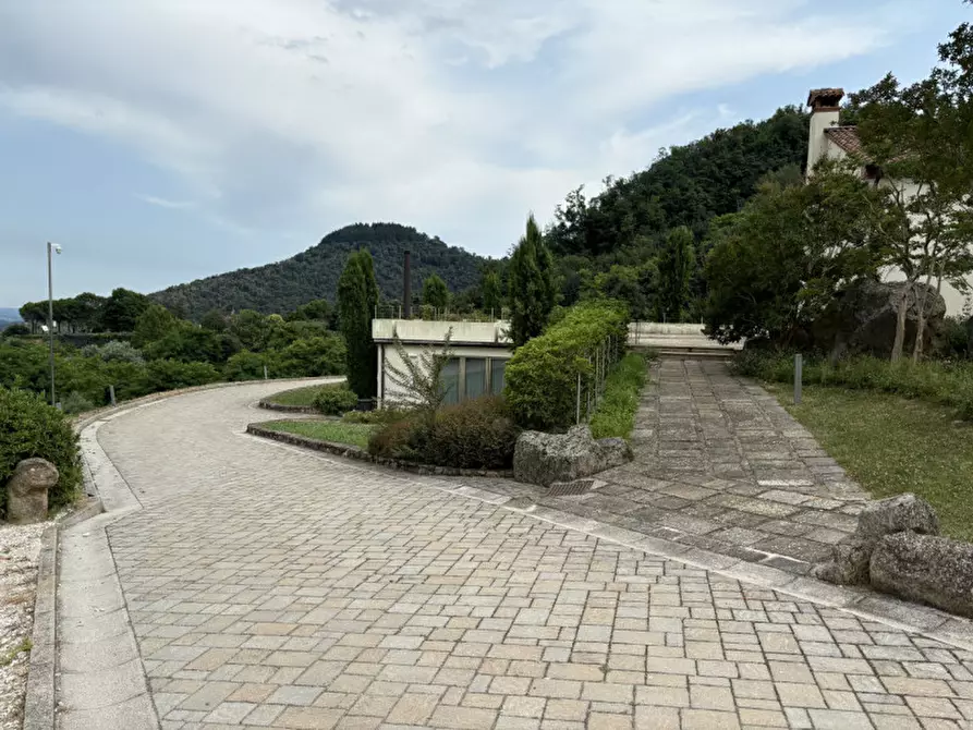 Immagine 33 di Villa in vendita  in VIA GUGLIELMO MARCONI N.54 a Teolo