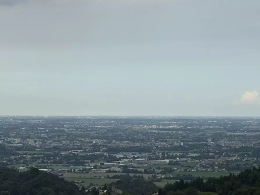 Immagine 35 di Villa in vendita  in VIA GUGLIELMO MARCONI N.54 a Teolo