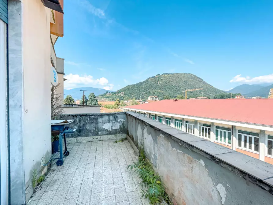 Immagine 26 di Appartamento in vendita  in Via Leopoldo Franzosini a Verbania