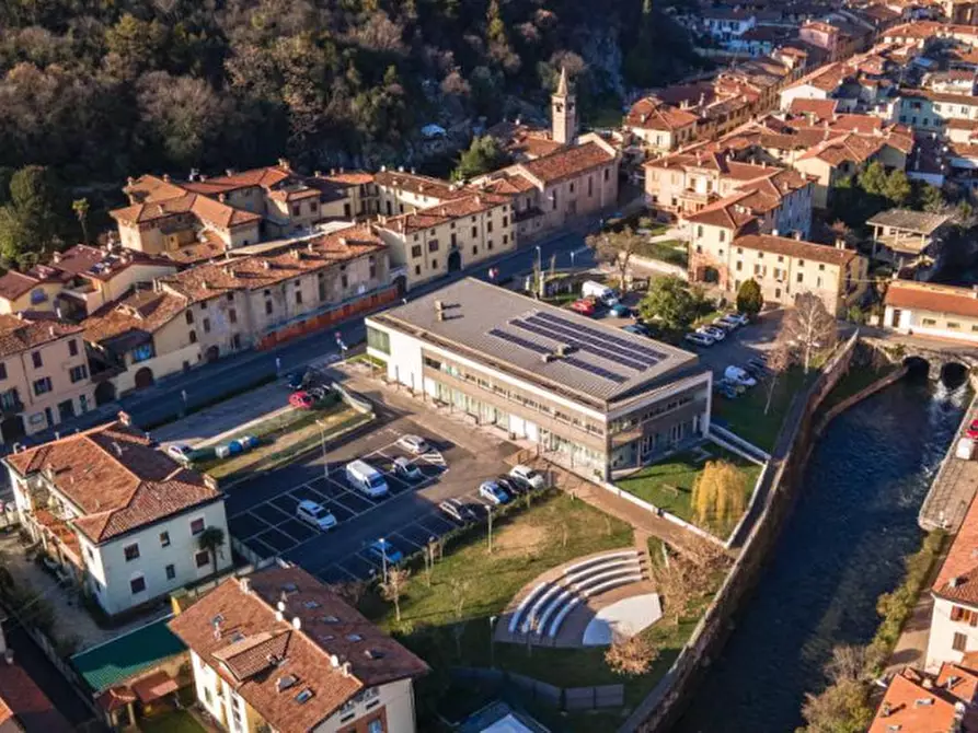 Immagine 1 di Laboratorio in vendita  a Gavardo