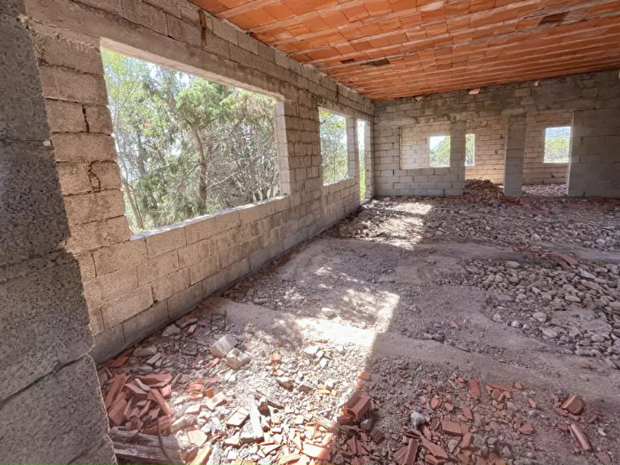 Immagine 19 di Rustico / casale in vendita  a Olbia