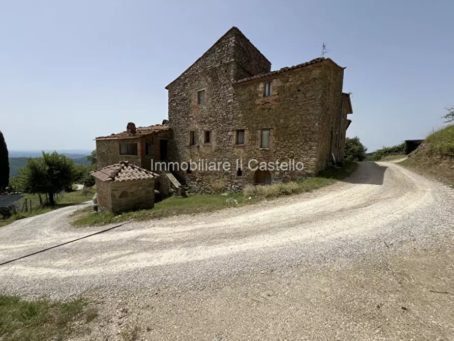 Immagine 1 di Casa indipendente in vendita  in Località Rogaia a Passignano Sul Trasimeno