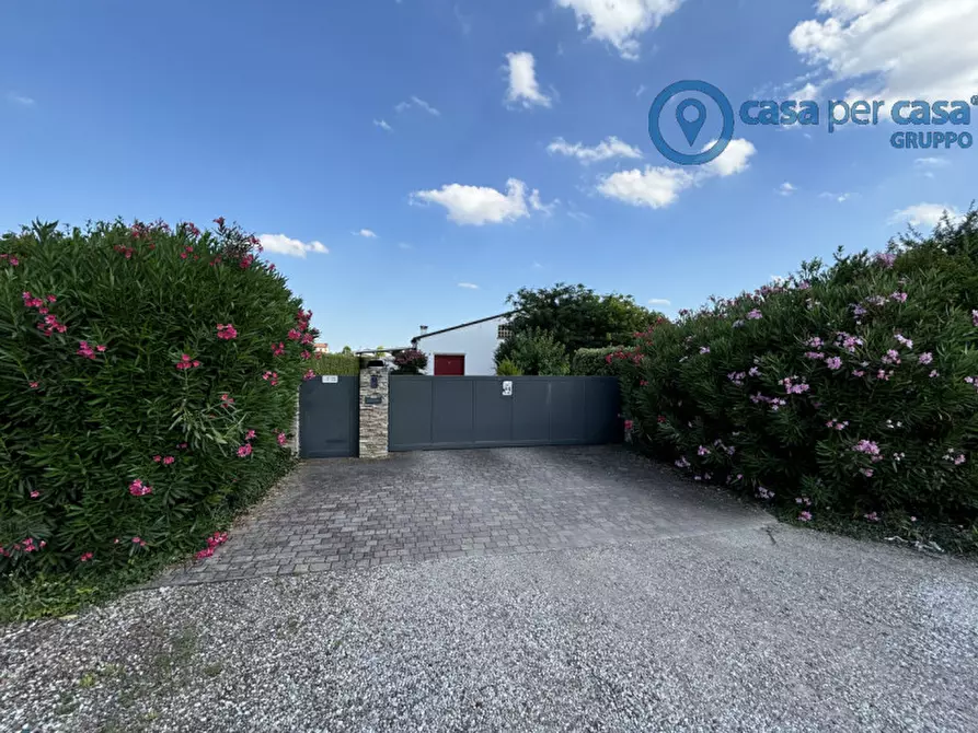 Immagine 32 di Casa indipendente in vendita  a Rovigo