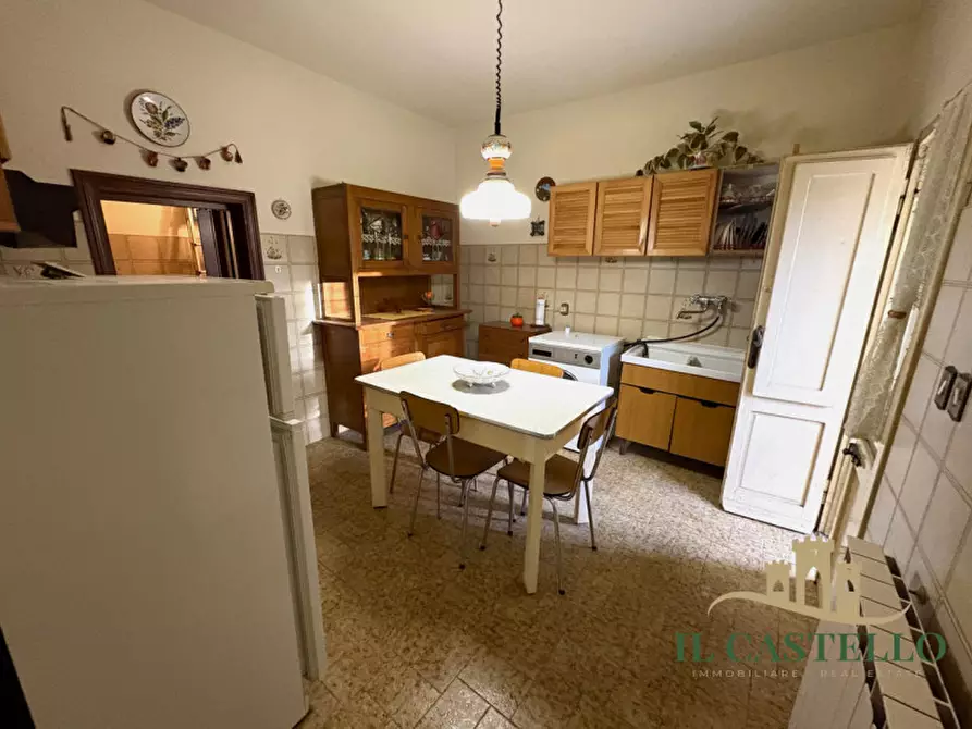 Immagine 4 di Villetta a schiera in vendita  in Via Indipendenza a Castiglione Del Lago