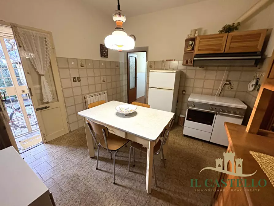 Immagine 5 di Villetta a schiera in vendita  in Via Indipendenza a Castiglione Del Lago