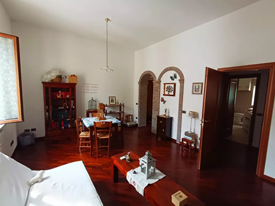 Immagine 1 di Appartamento in vendita  in via Fazioli a Ancona